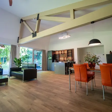 Σπίτι διακοπών Lavaju