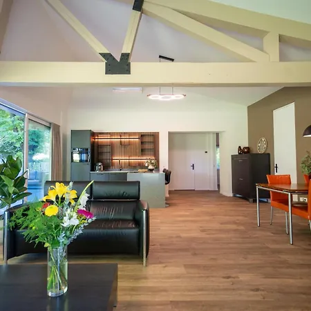 Lavaju Σπίτι διακοπών Landgraaf