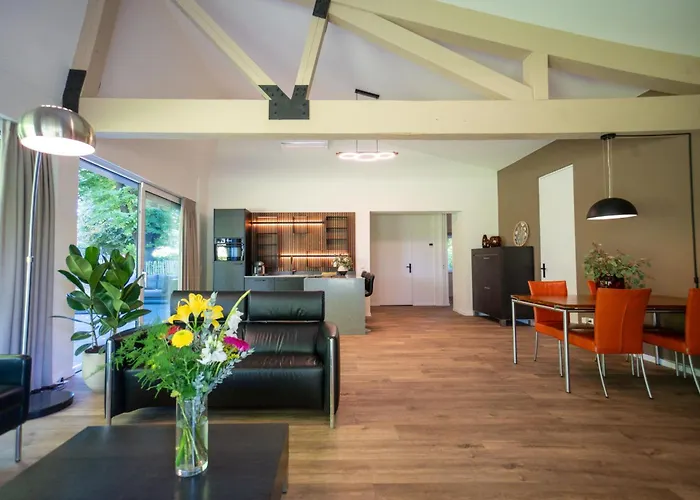 Lavaju بيت للعطل لاندخاف