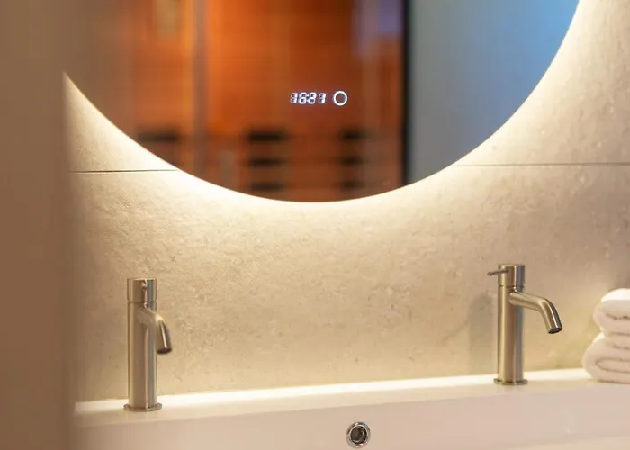 Lavaju بيت للعطل لاندخاف